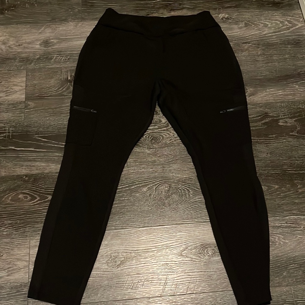 Athleta Headlands Hybrid cargo size 14